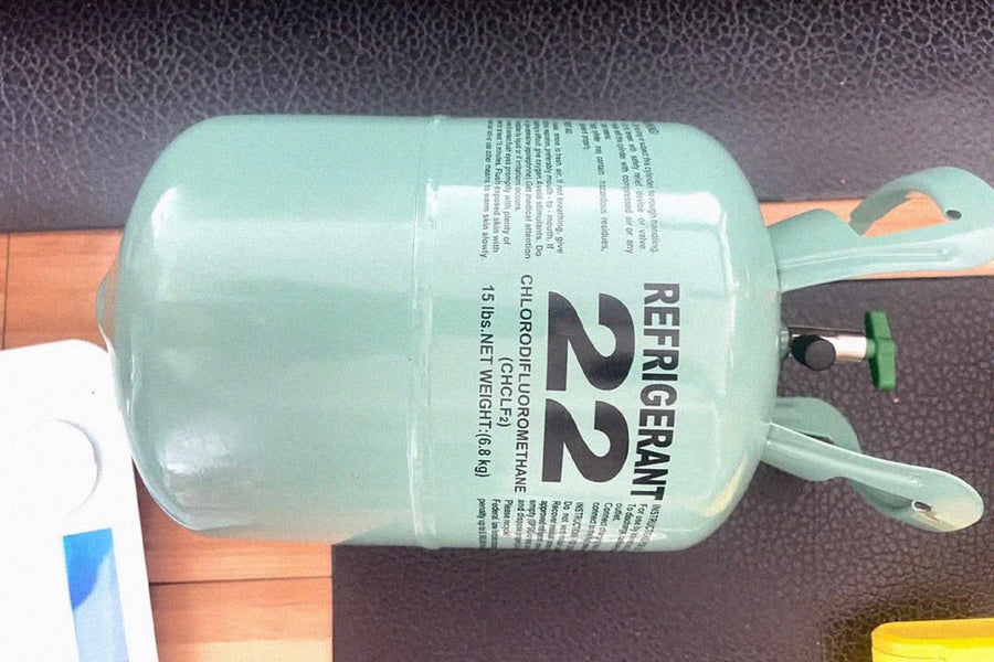 Customer delivery photo of Get Freon R22 refrigerant cylinder for air conditioning and HVAC maintenance